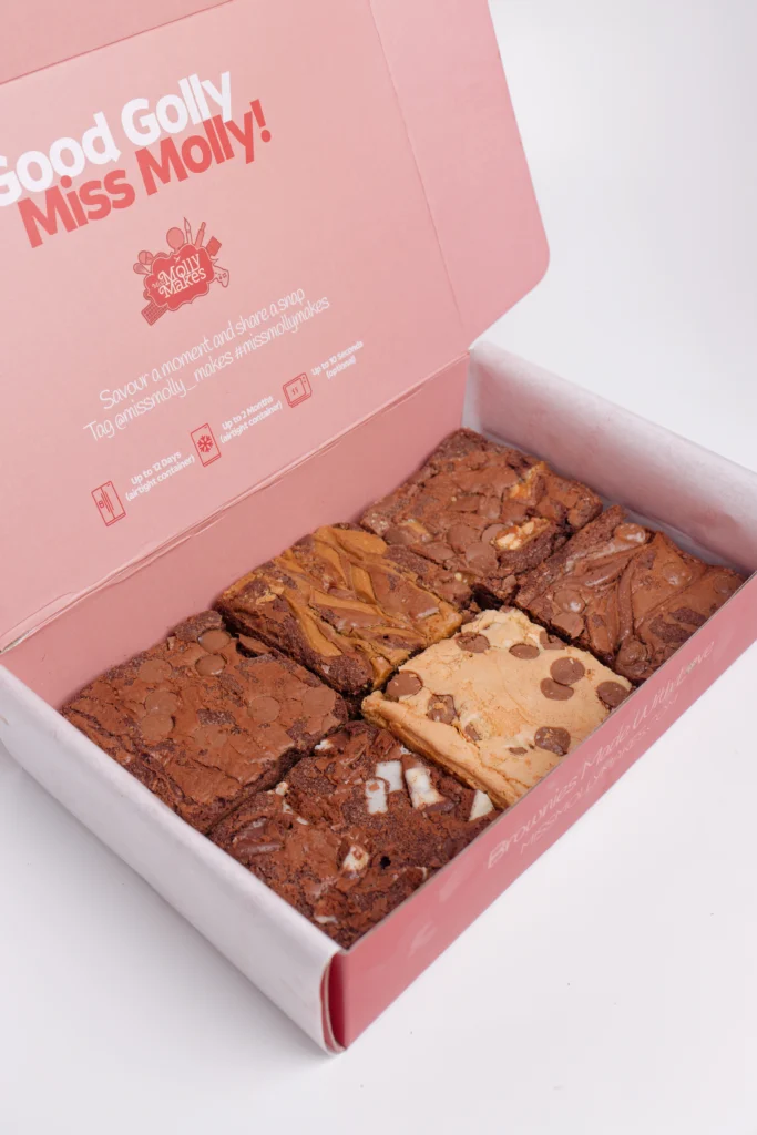 Naked 6-pack brownies without toppings