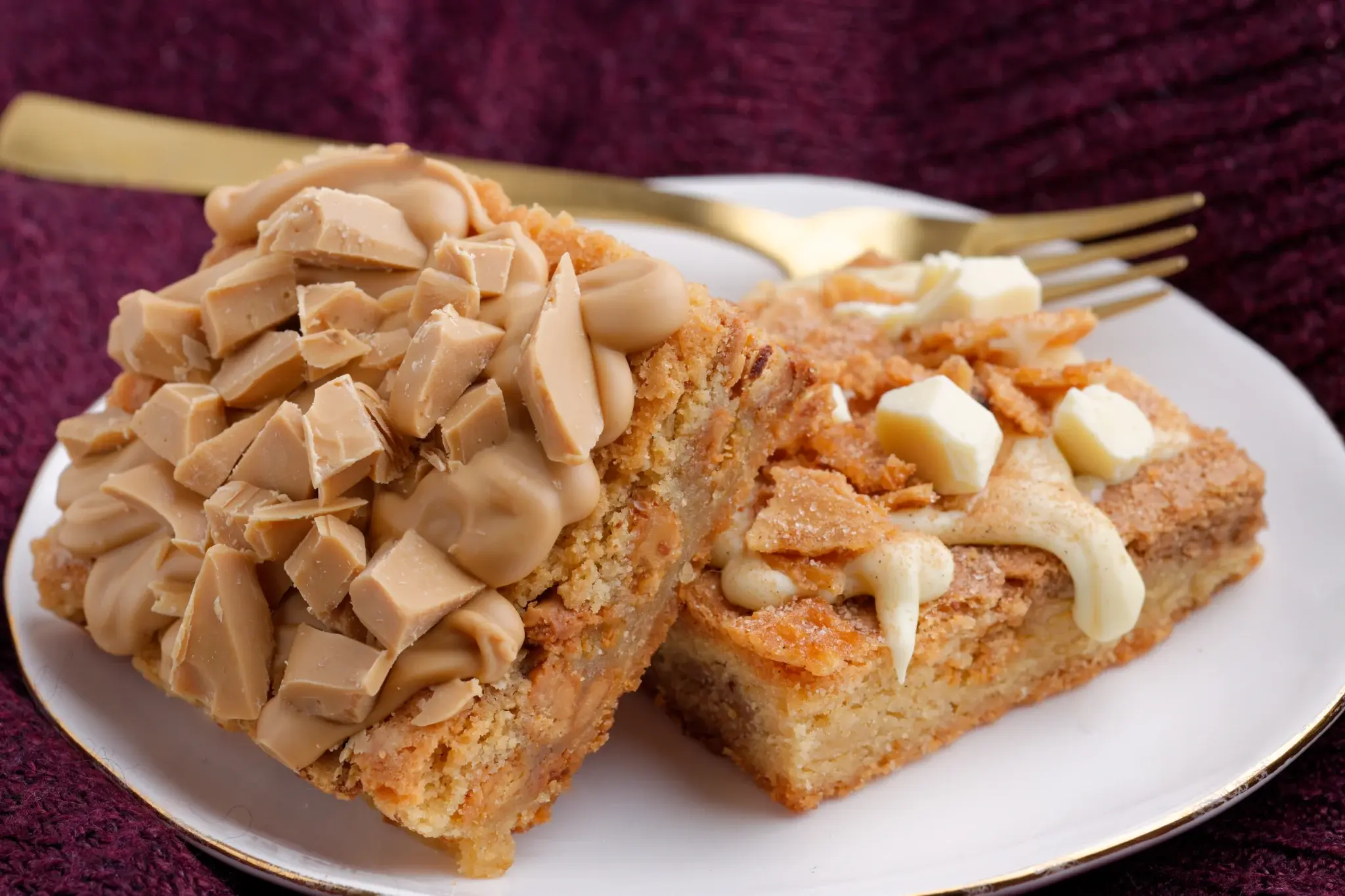 Home – Cinnamon DOnut Golden blondie